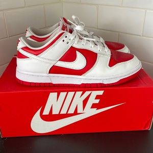 Nike Dunk Low - Championship Red